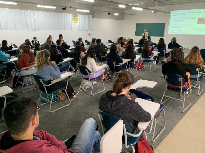 Clique para ampliar a foto carregando