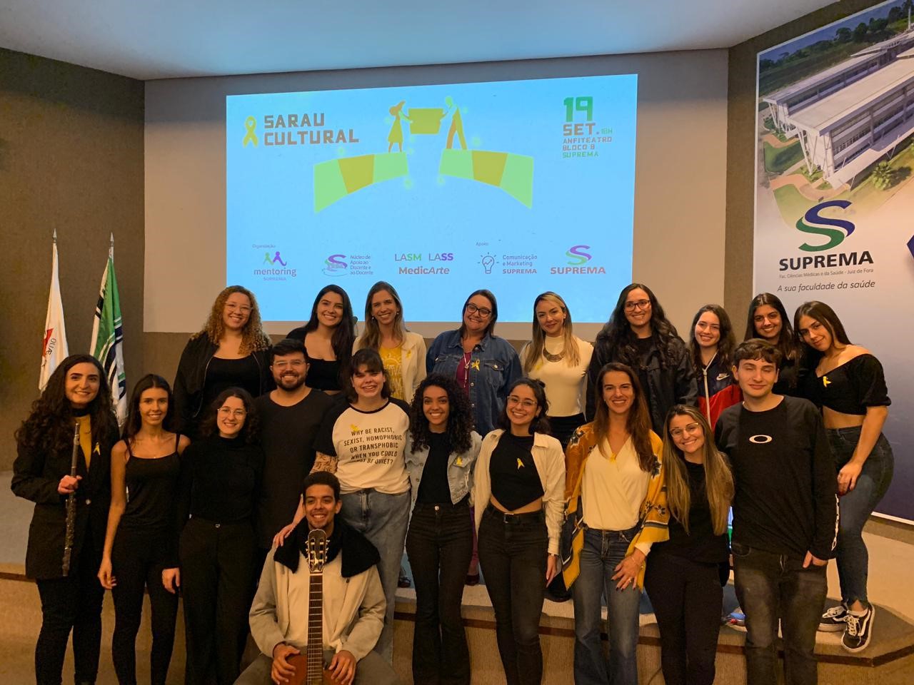 Clique para ampliar a foto carregando