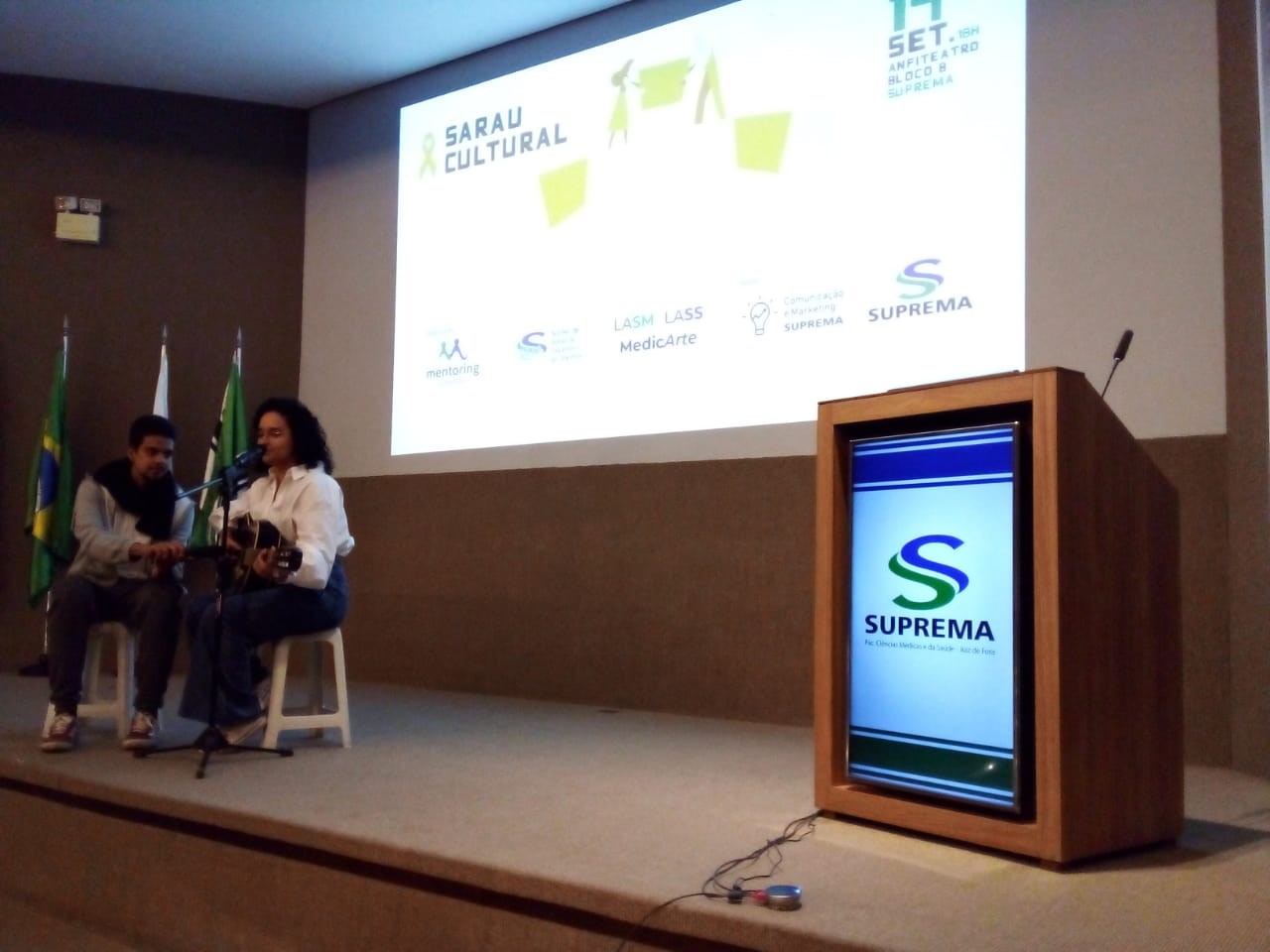 Clique para ampliar a foto carregando